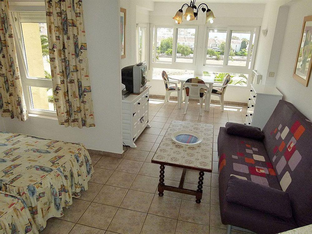 Apartamentos Intercentro Torrox-Costa Eksteriør billede