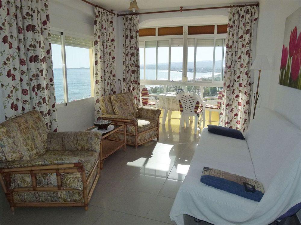 Apartamentos Intercentro Torrox-Costa Eksteriør billede
