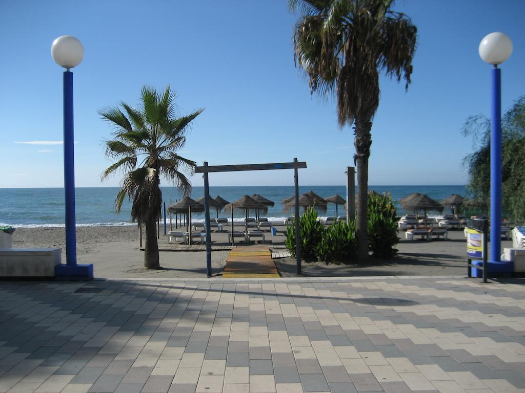 Apartamentos Intercentro Torrox-Costa Eksteriør billede