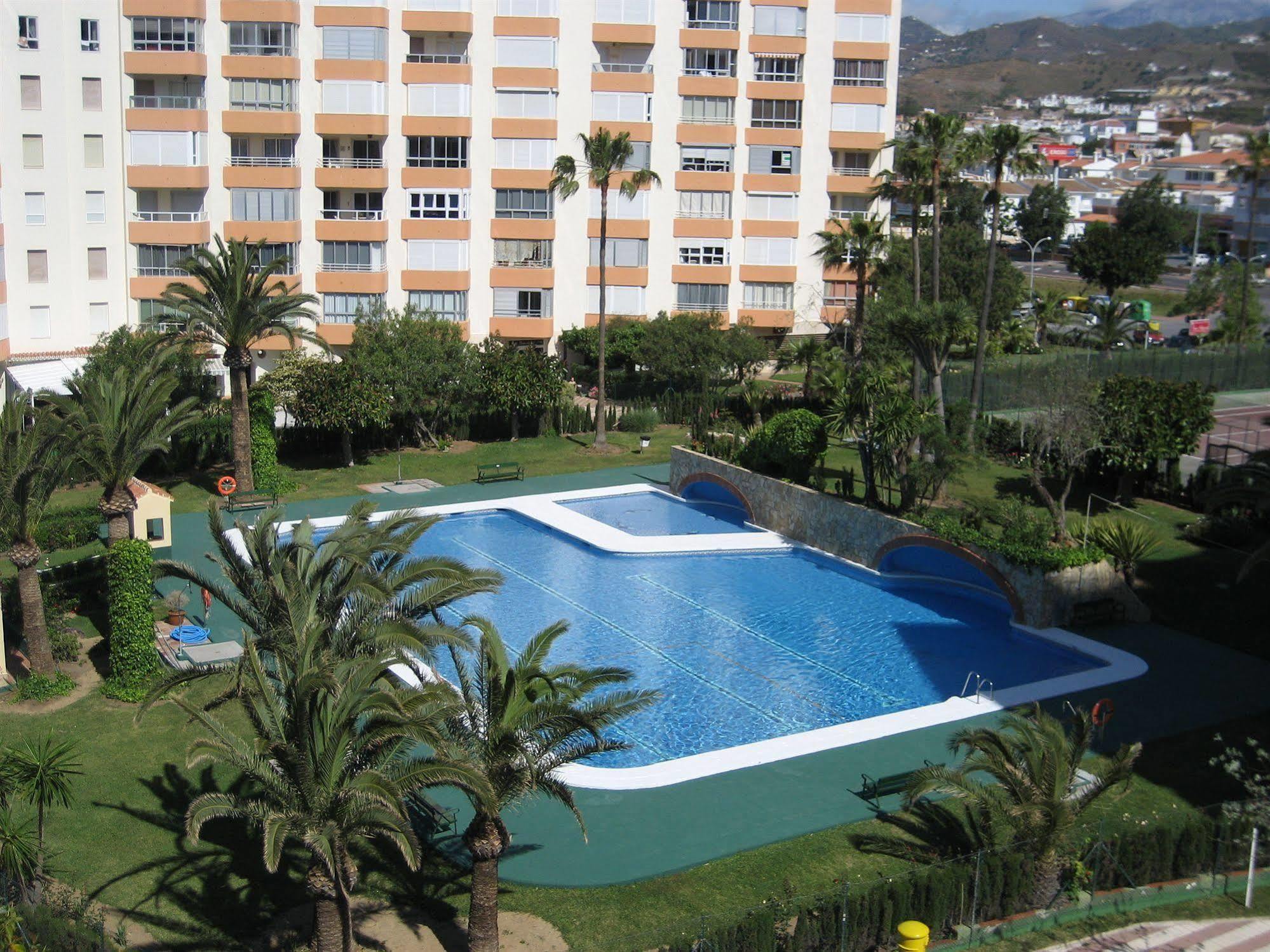 Apartamentos Intercentro Torrox-Costa Eksteriør billede