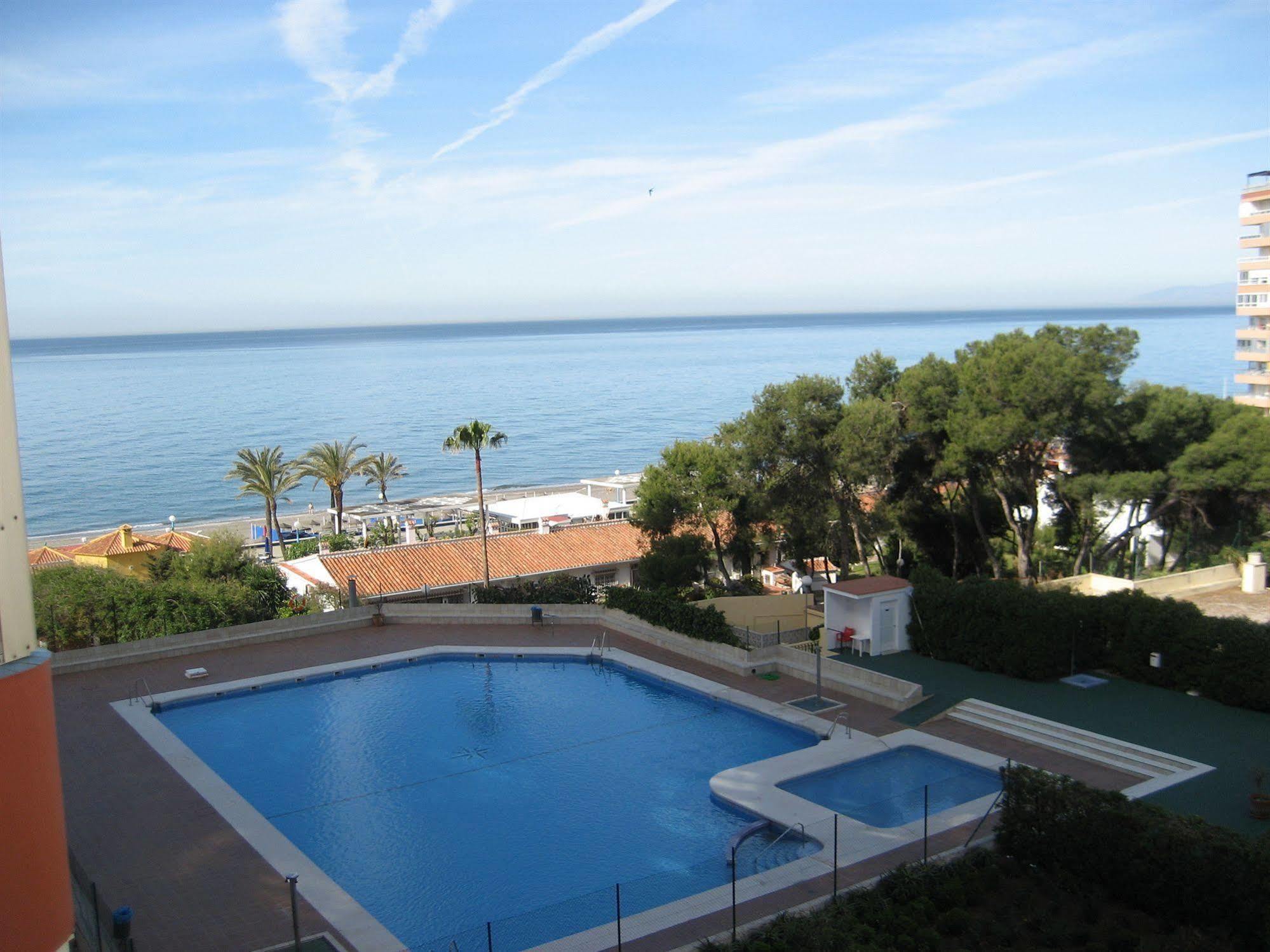 Apartamentos Intercentro Torrox-Costa Eksteriør billede
